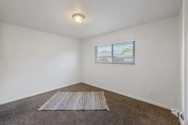 $2,950 | 372 Acacia Street, Vacaville, CA 95688