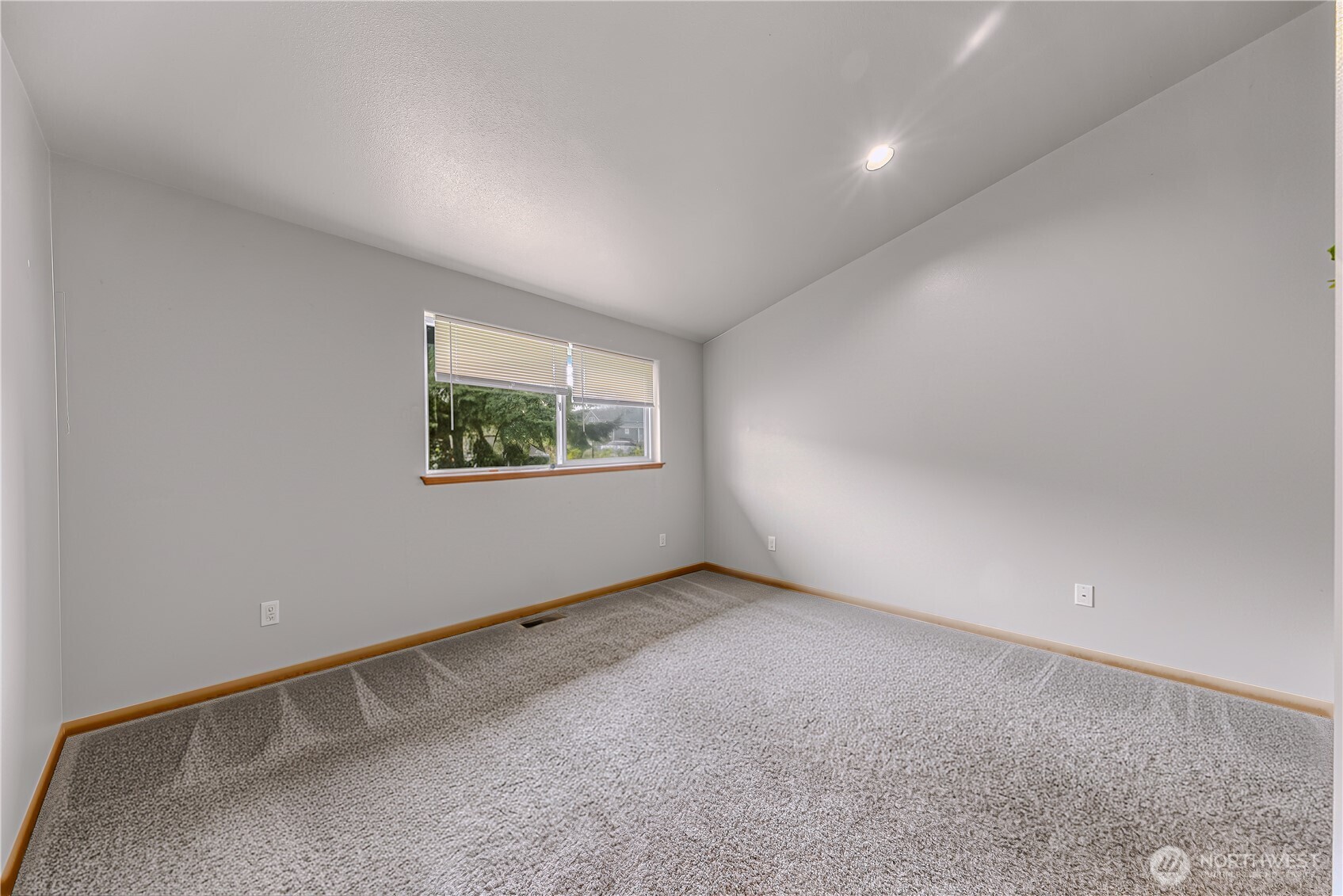 1470 James Street Bellingham, WA 98225 - Photo 11 of 29