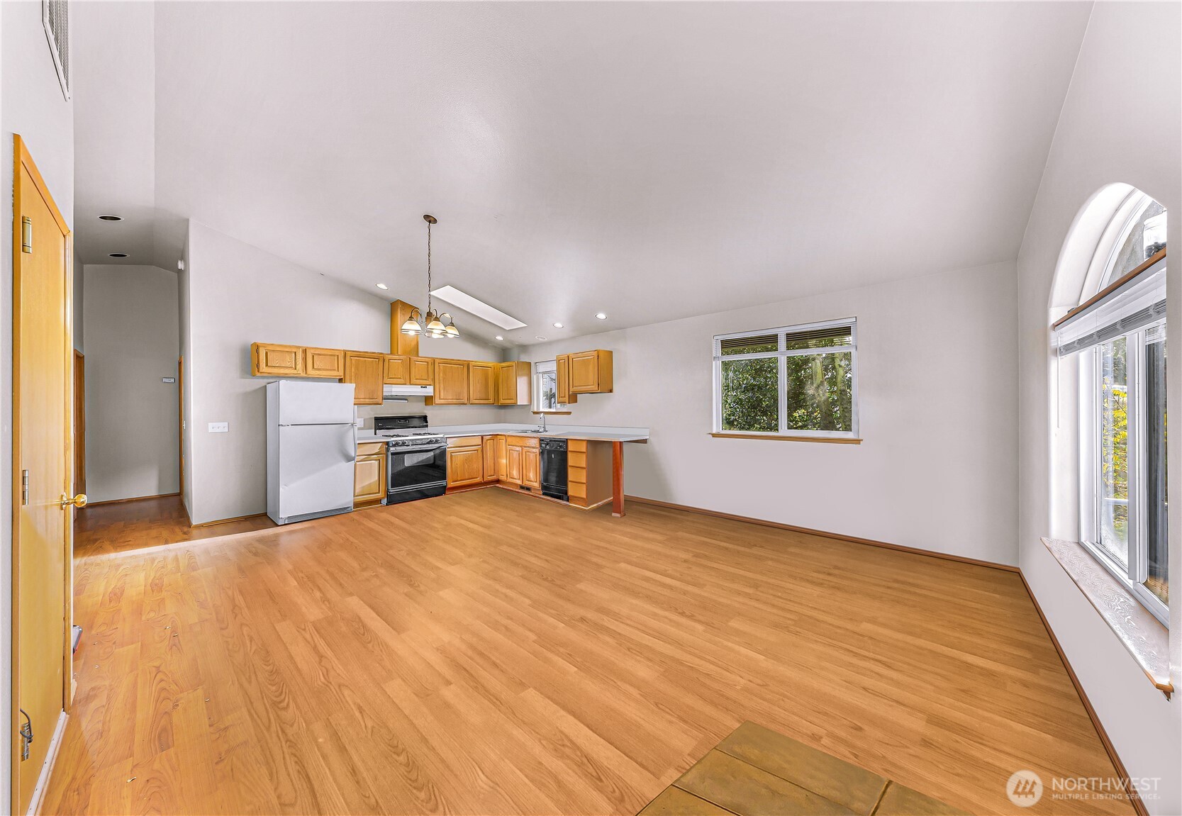 1470 James Street Bellingham, WA 98225 - Photo 8 of 29