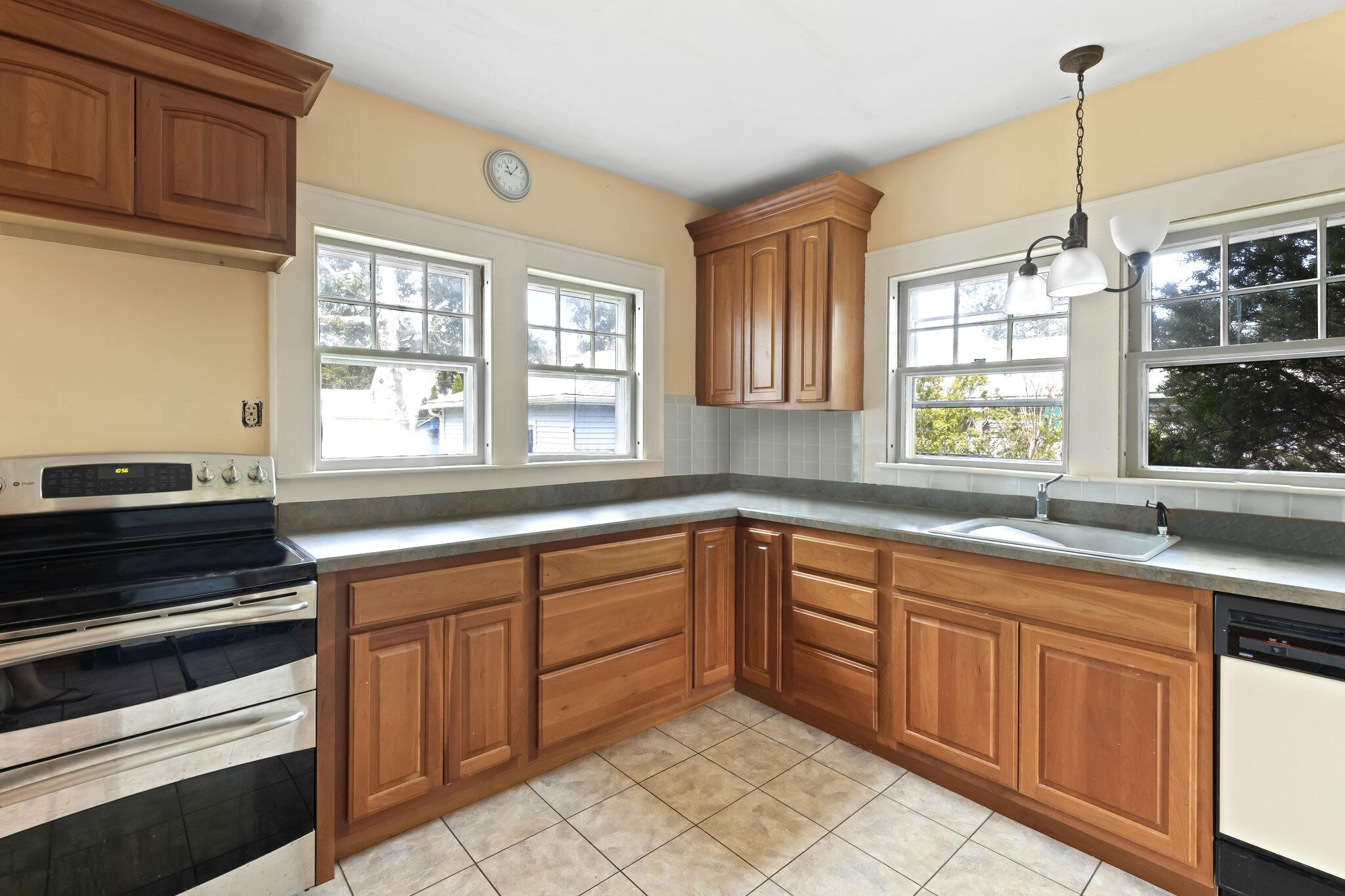 45 Inman Road Dennis Port, MA 02639 - Photo 16 of 48 15