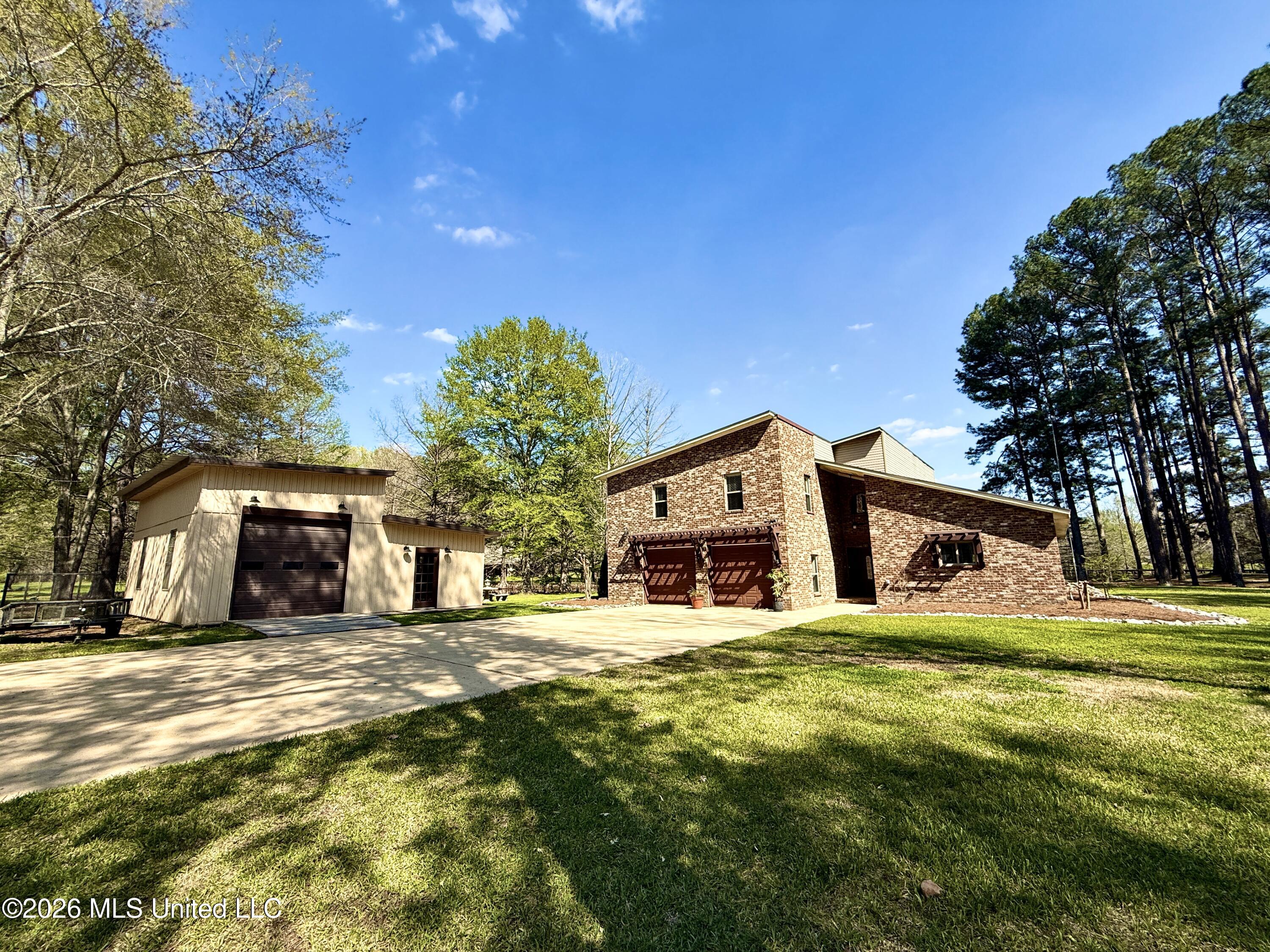 185 West Neal Road Florence, MS 39073 - Photo 1 of 104 IMG_0583