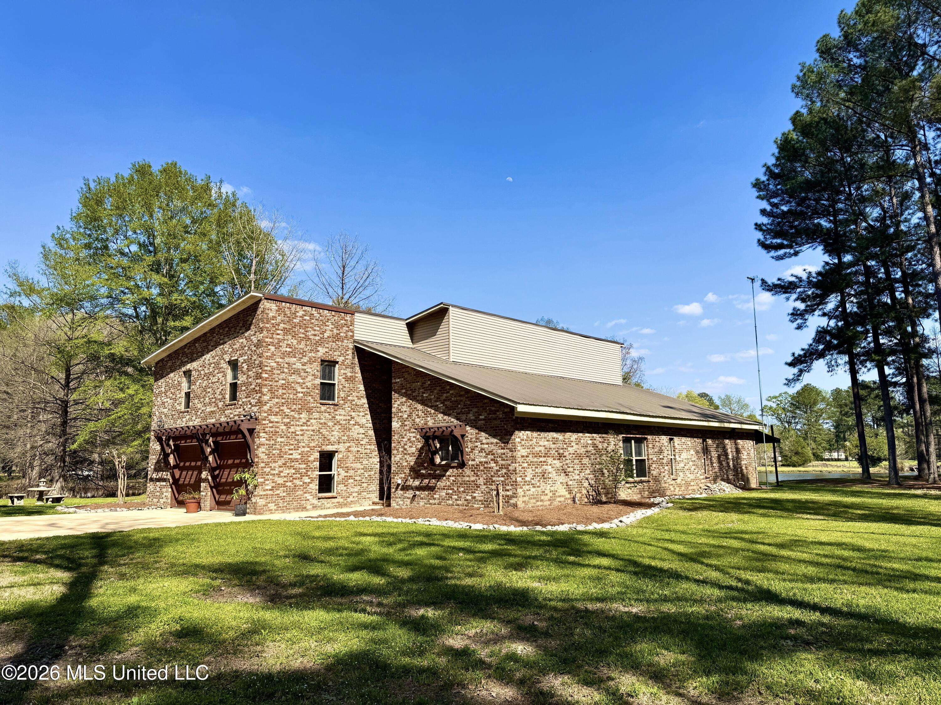 185 West Neal Road Florence, MS 39073 - Photo 3 of 104 IMG_0586