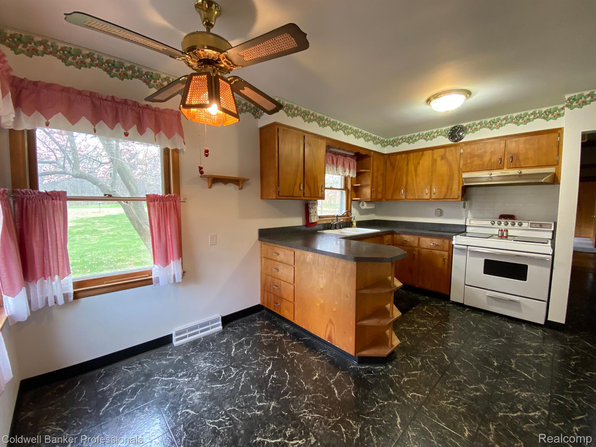 2735 Millville Road Lapeer, MI 48446 - Photo 22 of 33 Gallery Image 22