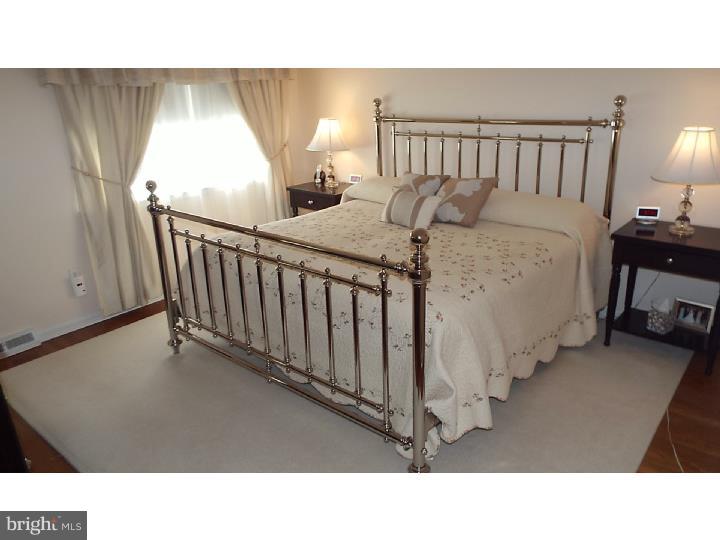 543 Delvale Road Yardley, PA 19067 - Photo 15 of 25 Gallery Image 15