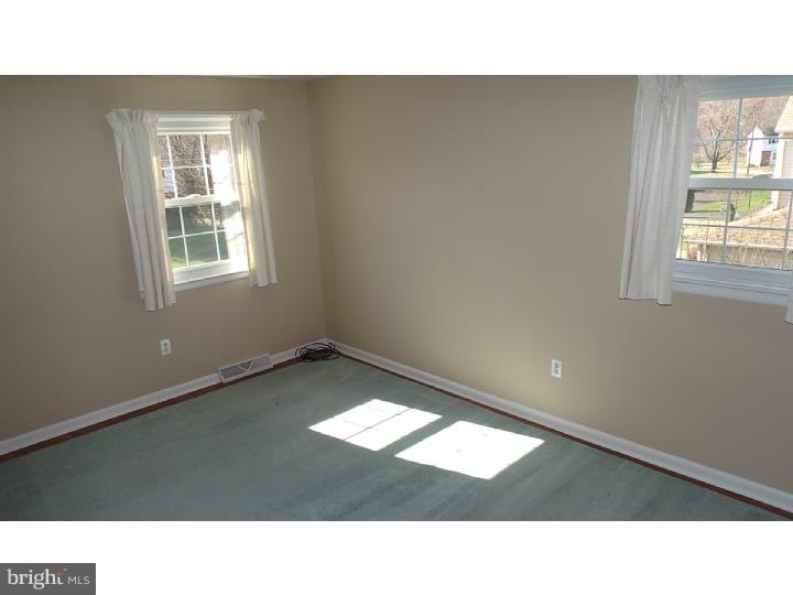 543 Delvale Road Yardley, PA 19067 - Photo 19 of 25 Gallery Image 19