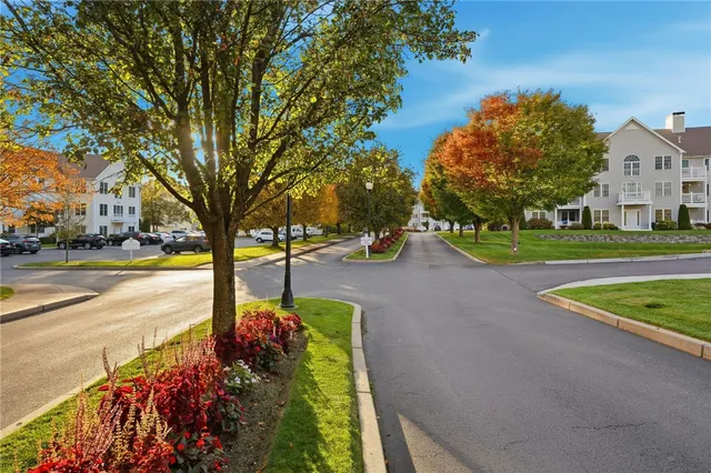 $409,900 | 40 Saw Mill Drive, Unit 204, North Kingstown, RI 02852