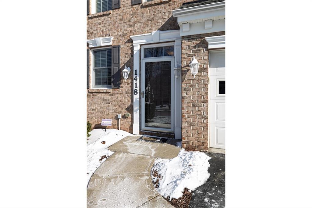 1418 Willowbrook Drive Washington, PA 15301 - Photo 2 of 29