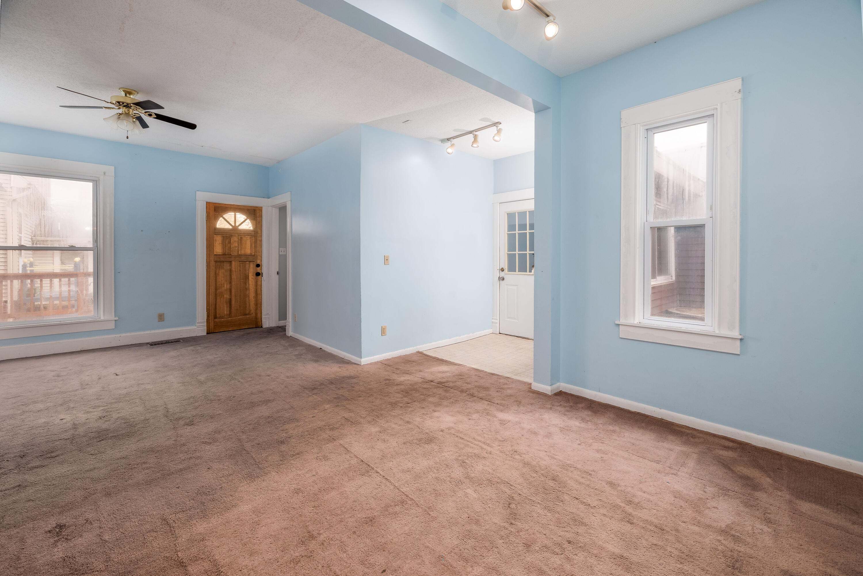 321 East Main Street Brook, IN 47922 - Photo 13 of 44 3000x2005