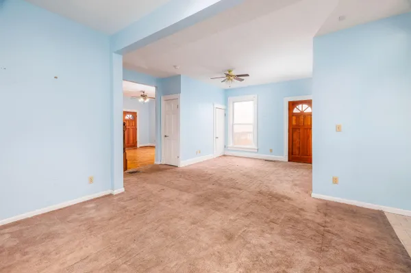 $179,900 | 321 East Main Street, Brook, IN 47922