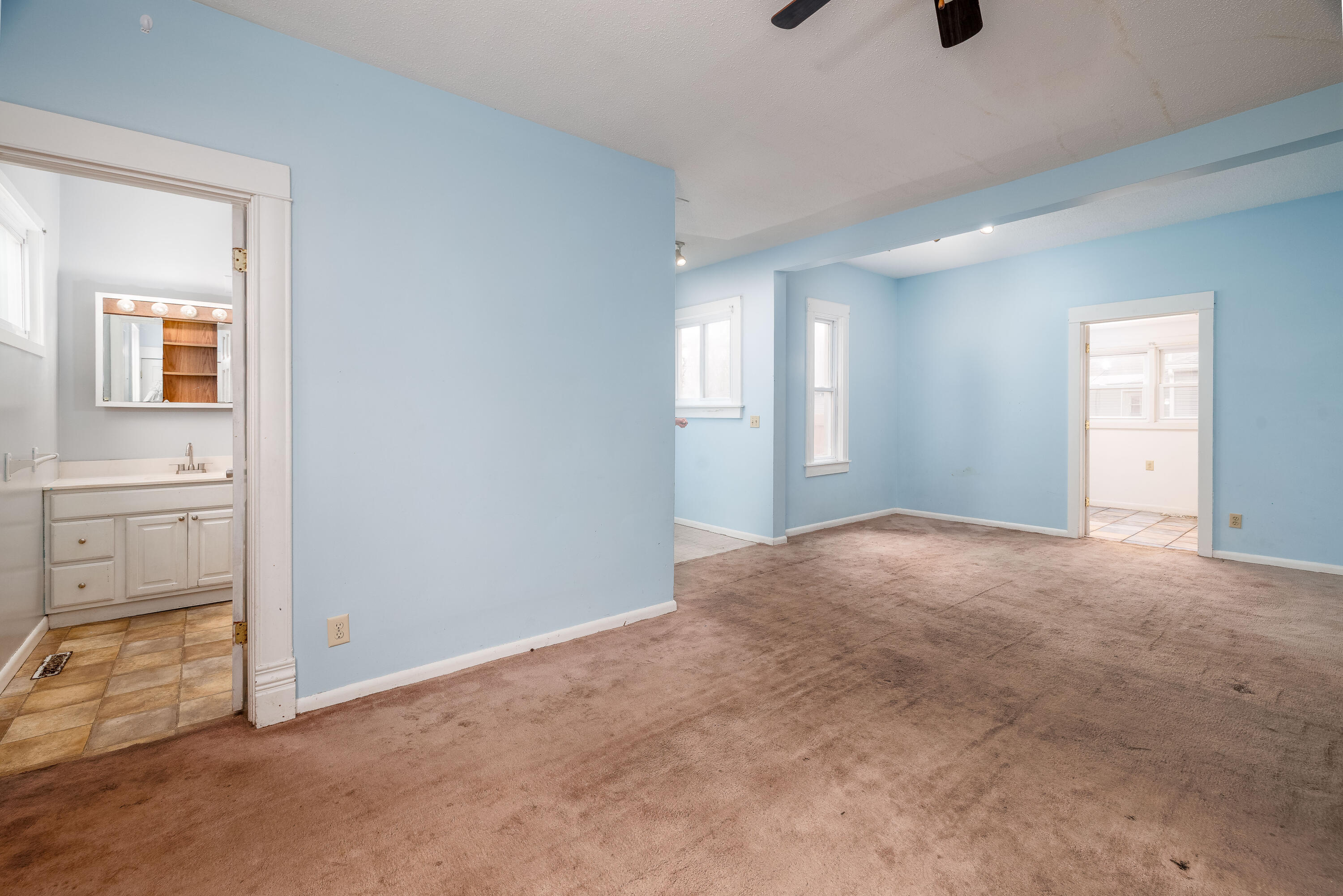 321 East Main Street Brook, IN 47922 - Photo 15 of 44 3000x2001