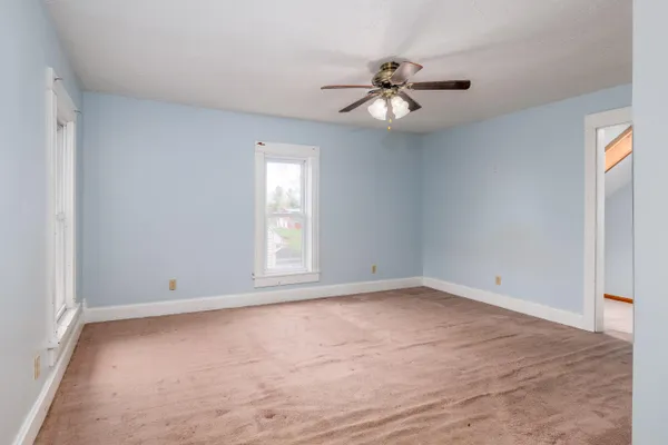 $179,900 | 321 East Main Street, Brook, IN 47922