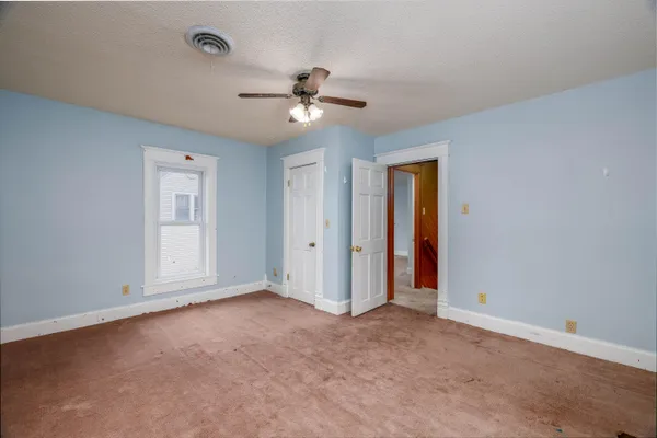 $179,900 | 321 East Main Street, Brook, IN 47922