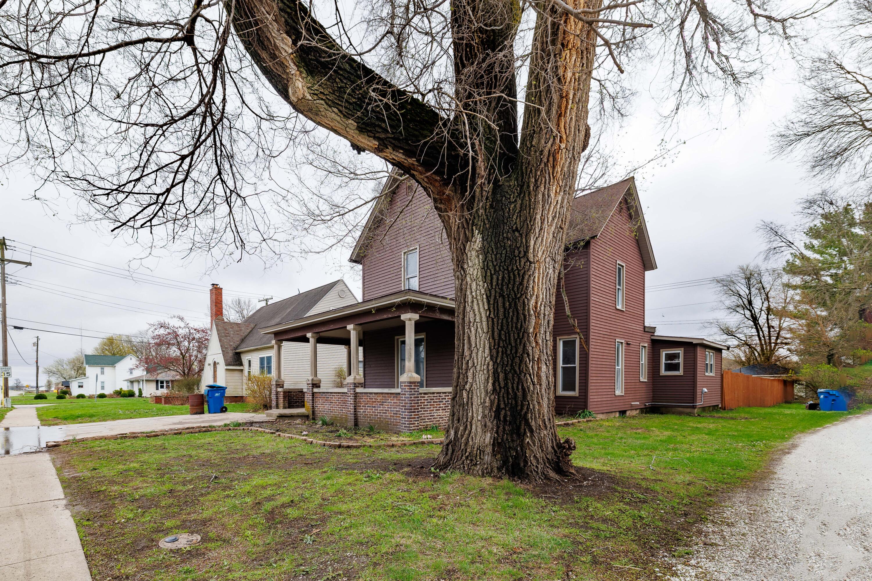 321 East Main Street Brook, IN 47922 - Photo 34 of 44 3000x1999