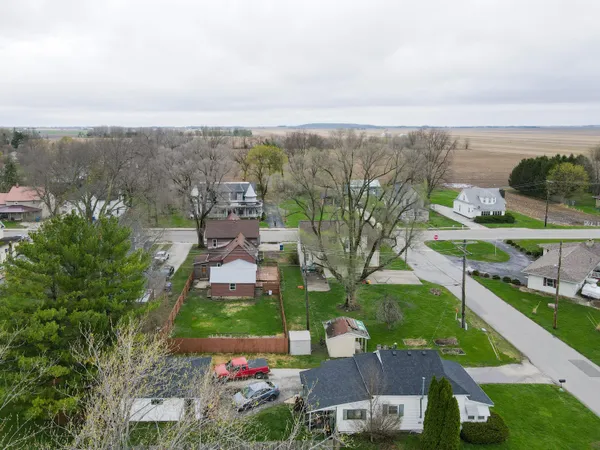 $179,900 | 321 East Main Street, Brook, IN 47922