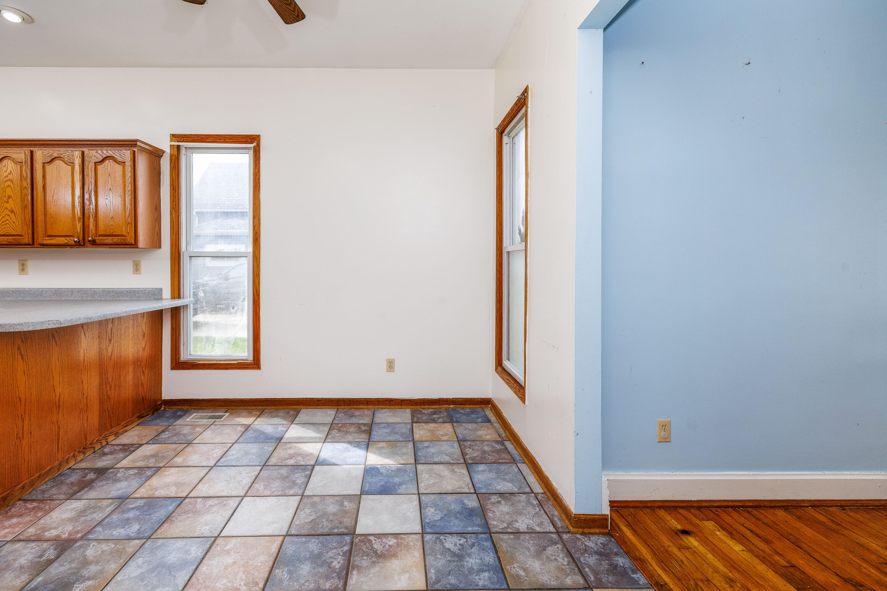 321 East Main Street Brook, IN 47922 - Photo 7 of 44 3000x2000