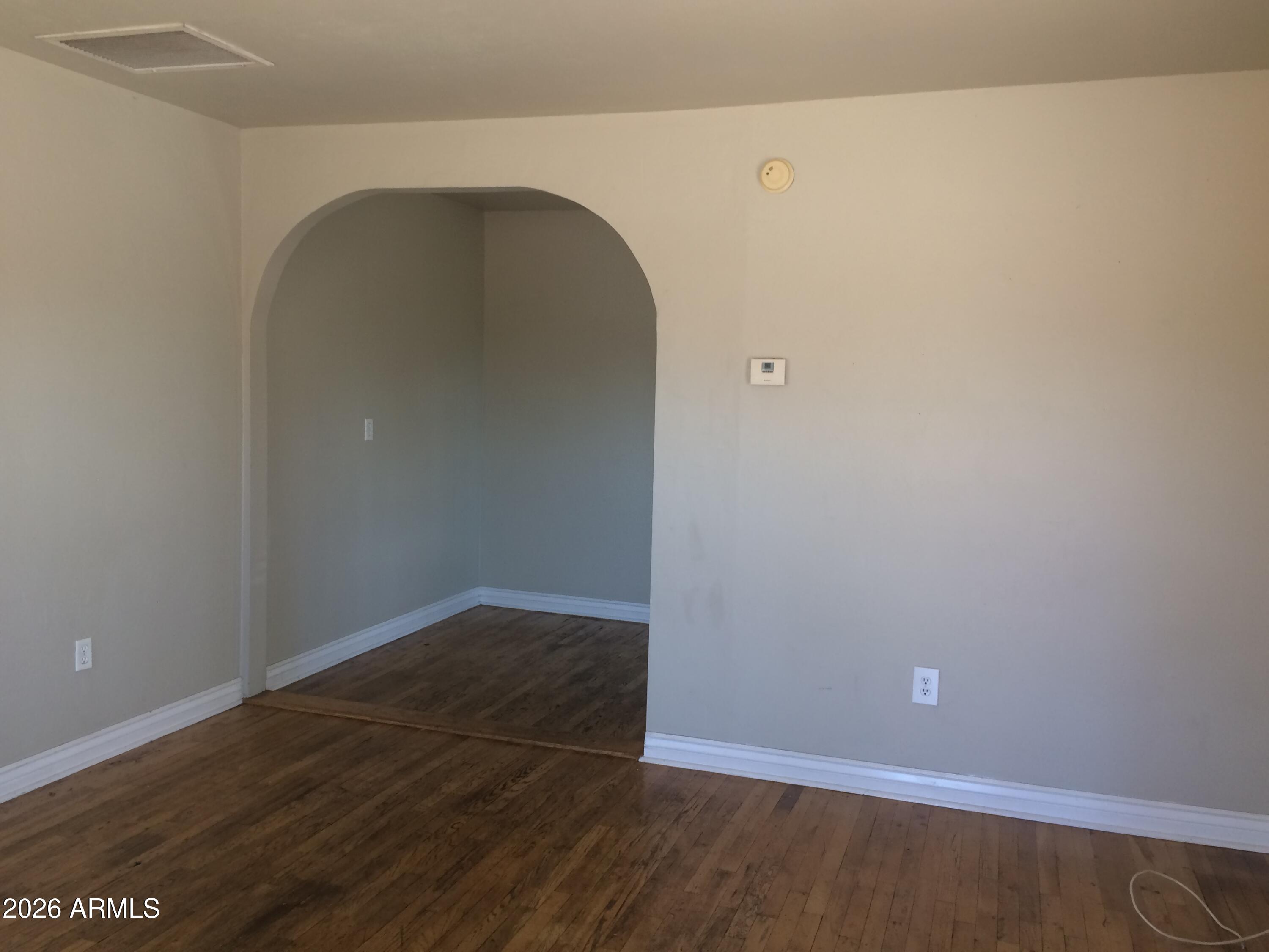 1110 East Coronado Road Phoenix, AZ 85006 - Photo 5 of 25 1140_b