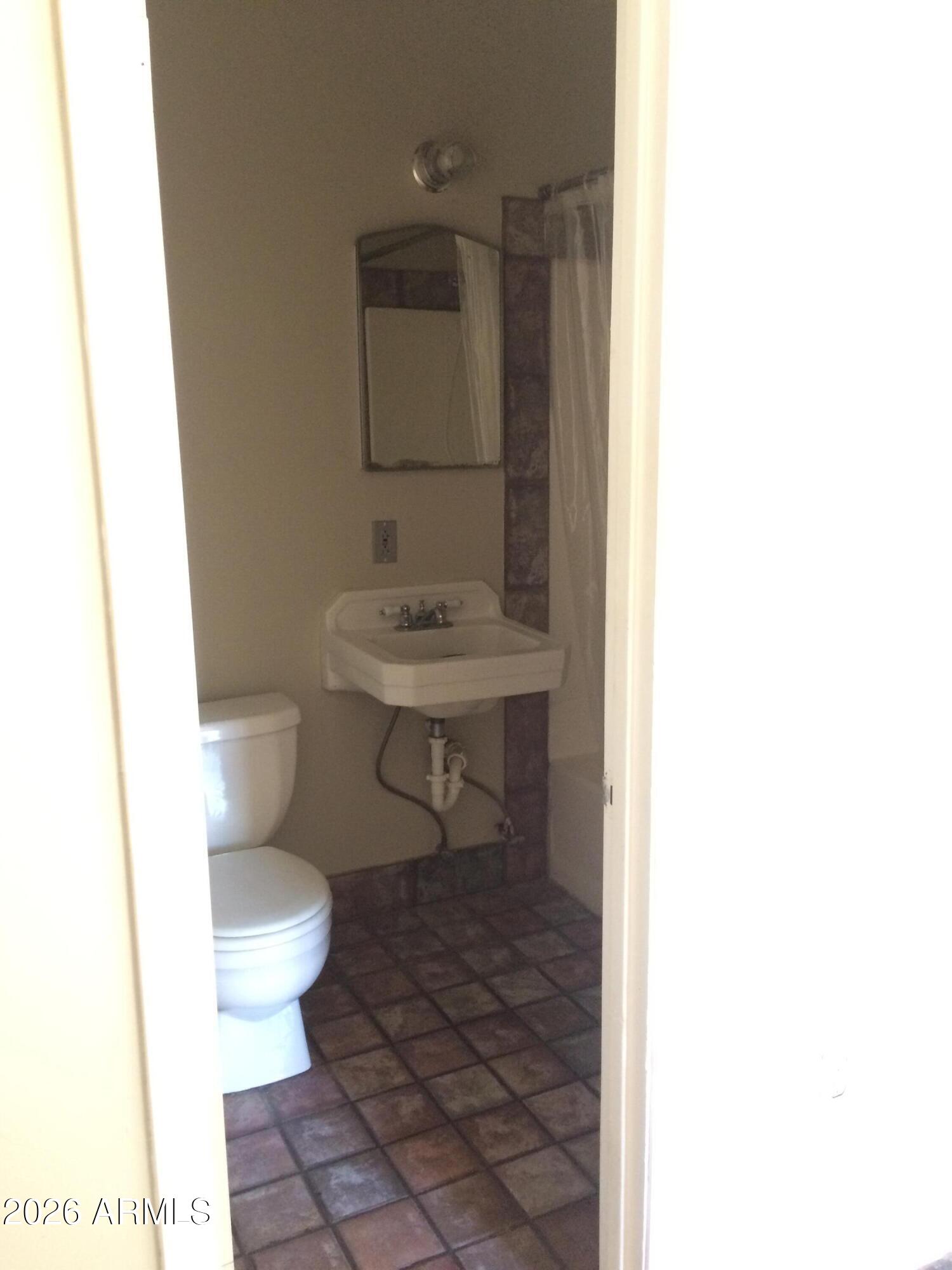 1110 East Coronado Road Phoenix, AZ 85006 - Photo 7 of 25 1140_d