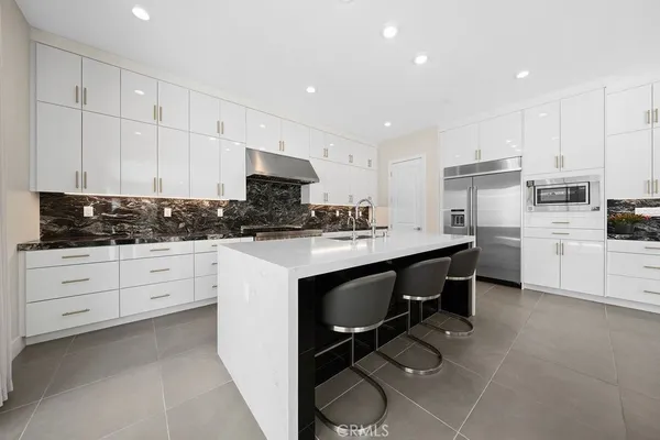 $8,600 | 231 Huckleberry, Lake Forest, CA 92630