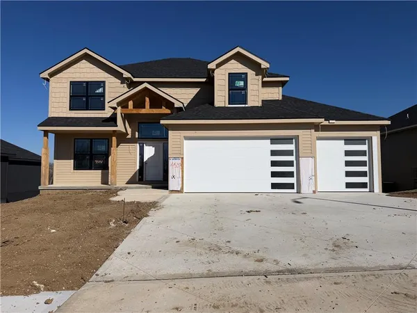 $585,000 | 4508 Northeast 86th Terrace, Kansas City, MO 64156