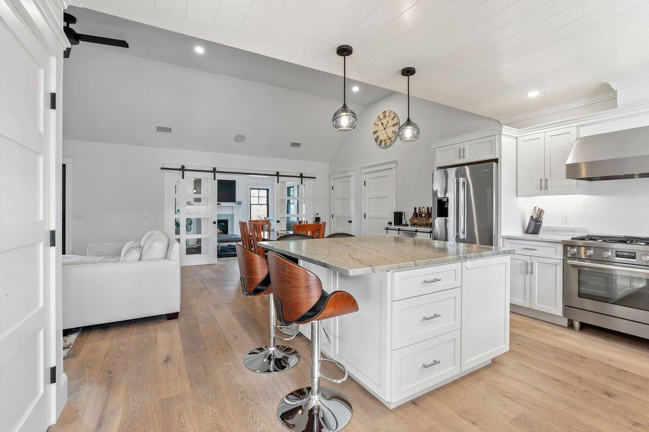 131 Old Barnstable Road Mashpee, MA 02649 - Photo 4 of 93 3E9704BA-7B66-4B99-86EC-26FF9DBBF0F8