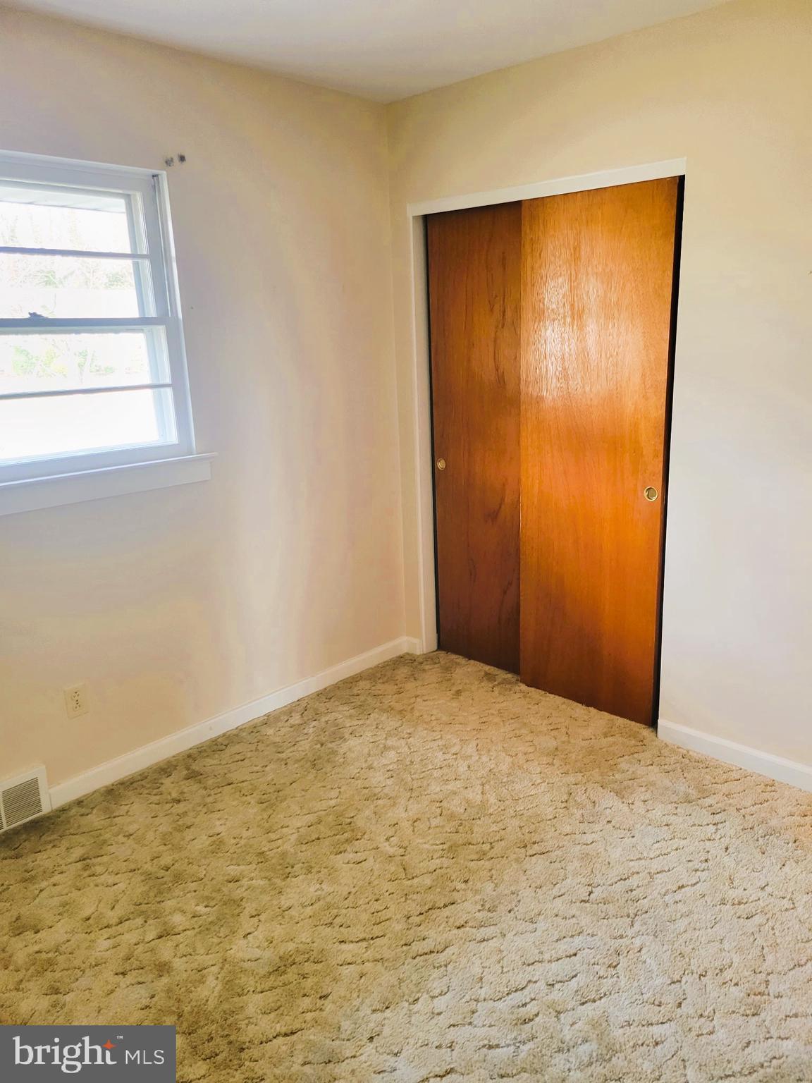 24 Nestler Road Bridgeton, NJ 08302 - Photo 21 of 41 an empty room with a window