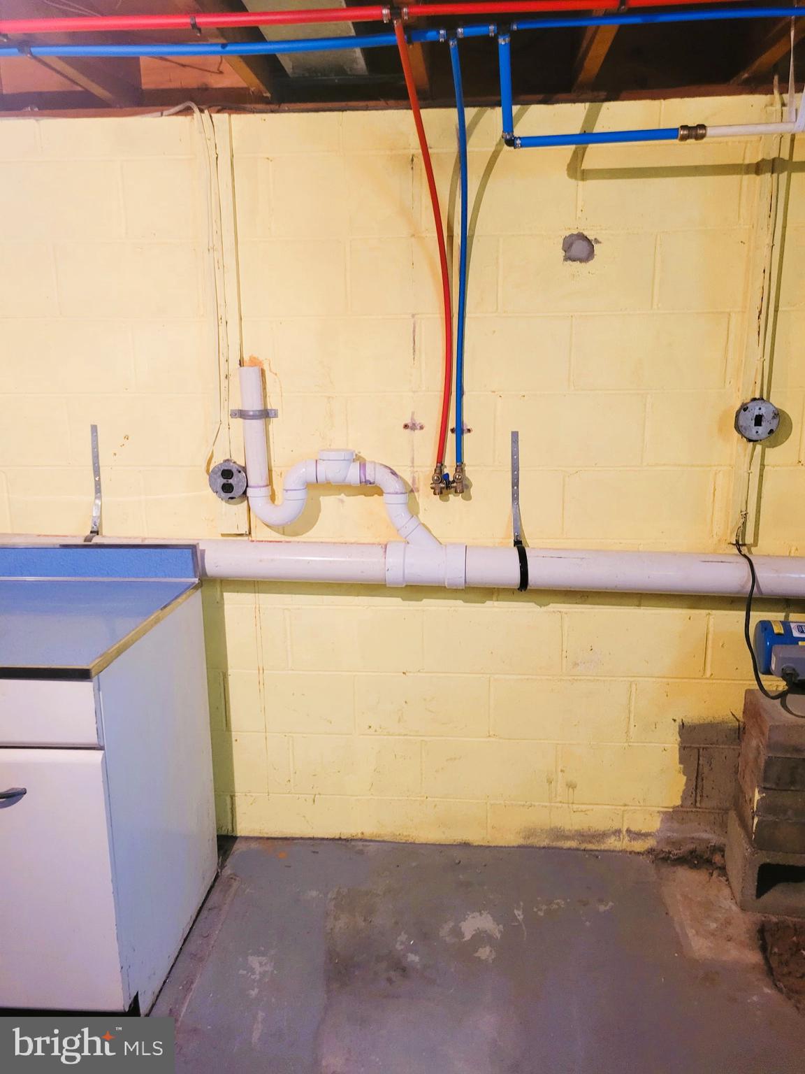 24 Nestler Road Bridgeton, NJ 08302 - Photo 36 of 41 a view of a sink and an entryway