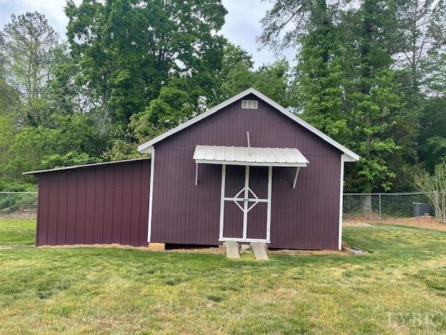 105 Highland Road Gretna, VA 24557 - Photo 7 of 30 Gallery Image 7