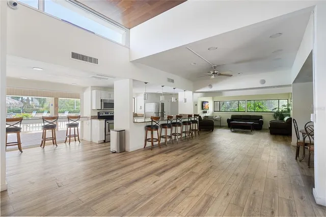 $224,900 | 2617 Cove Cay Drive, Unit 604, Clearwater, FL 33760