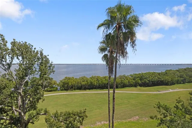 $224,900 | 2617 Cove Cay Drive, Unit 604, Clearwater, FL 33760