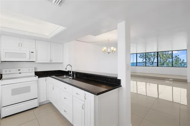 $224,900 | 2617 Cove Cay Drive, Unit 604, Clearwater, FL 33760