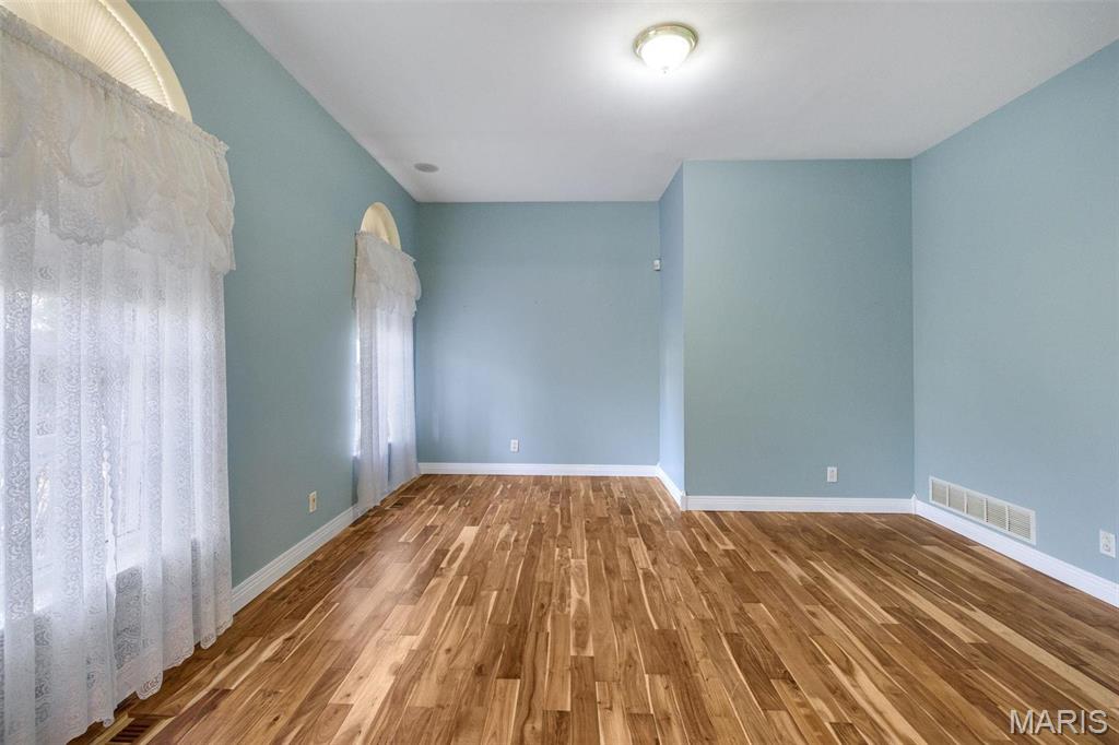 1736 Debra Arnold, MO 63010 - Photo 7 of 49