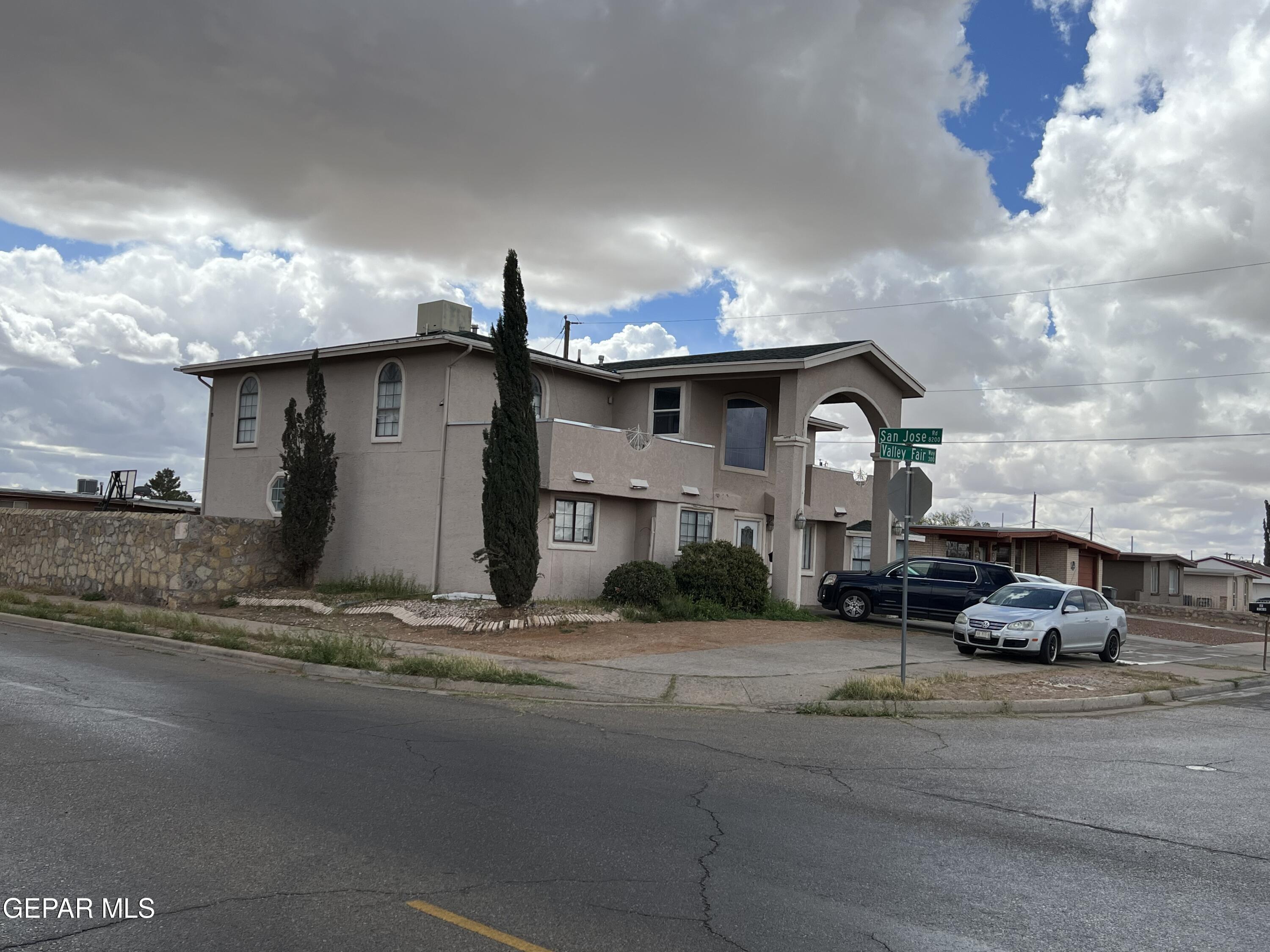 324 Valley Fair Way El Paso, TX 79907 - Photo 4 of 82 a car parked in front of a house