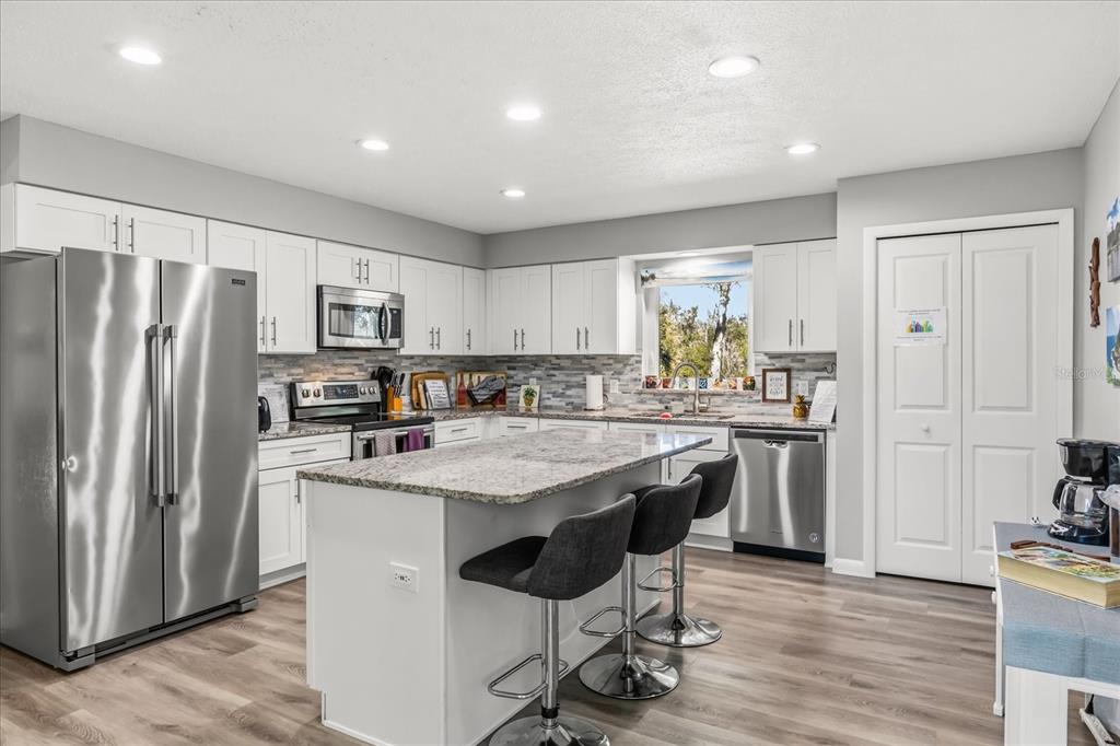 1423 North Lagoon Point Inverness, FL 34453 - Photo 14 of 76 Gallery Image 14