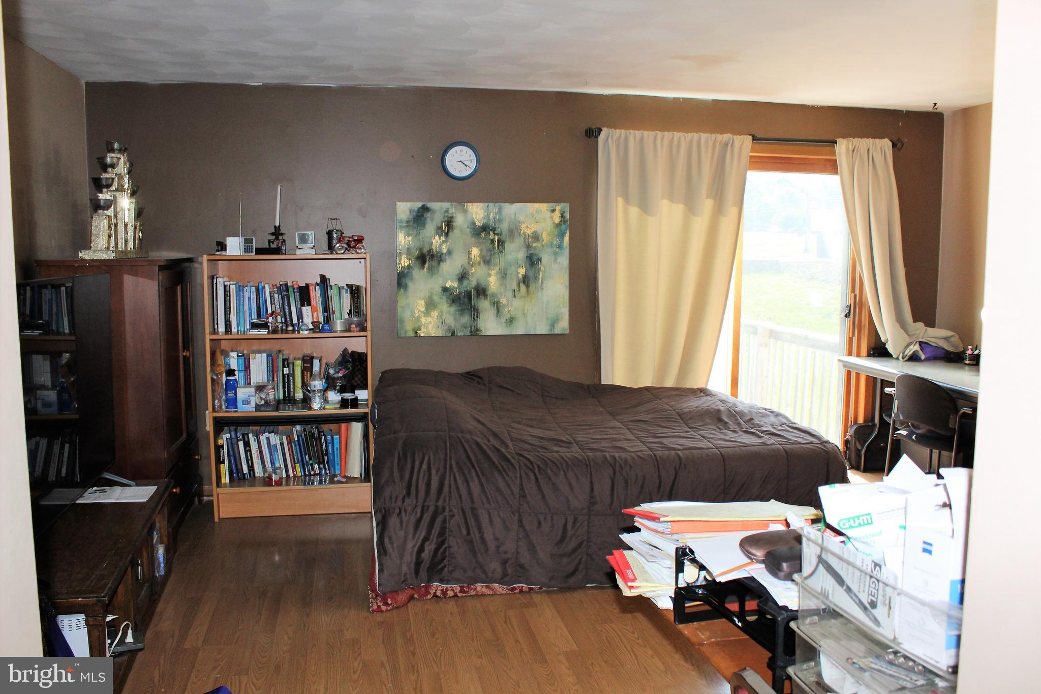 574 Valley Road Enola, PA 17025 - Photo 2 of 8 Gallery Image 2