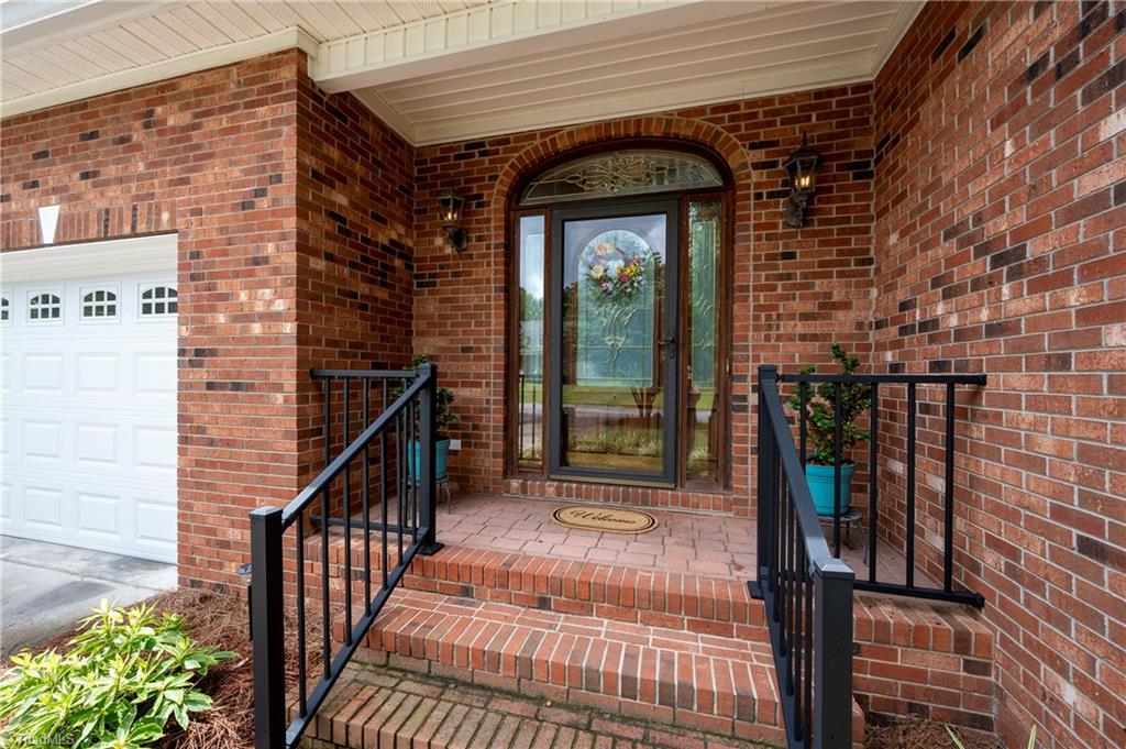 4230 Clarksburg Road Clemmons, NC 27012 - Photo 2 of 49 Gallery Image 2
