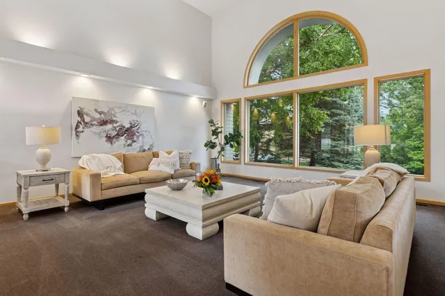 $1,485,000 | 11886 Tapestry Lane, Minnetonka, MN 55305