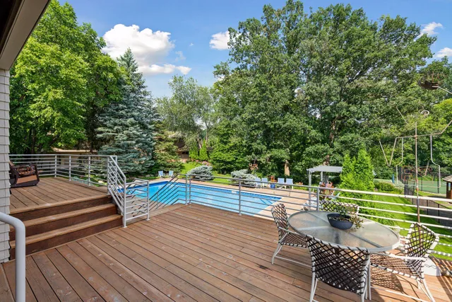 $1,485,000 | 11886 Tapestry Lane, Minnetonka, MN 55305