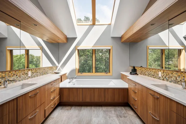 $1,485,000 | 11886 Tapestry Lane, Minnetonka, MN 55305