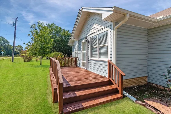 $399,900 | 796 Farm To Market Road 2661, Tyler, TX 75704