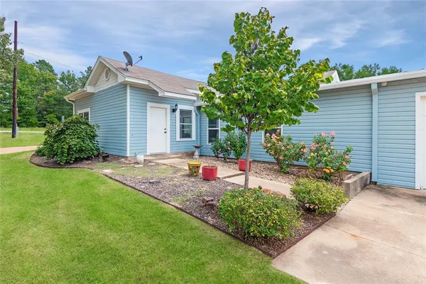 $399,900 | 796 Farm To Market Road 2661, Tyler, TX 75704