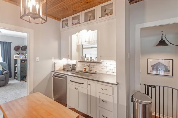 $399,900 | 796 Farm To Market Road 2661, Tyler, TX 75704