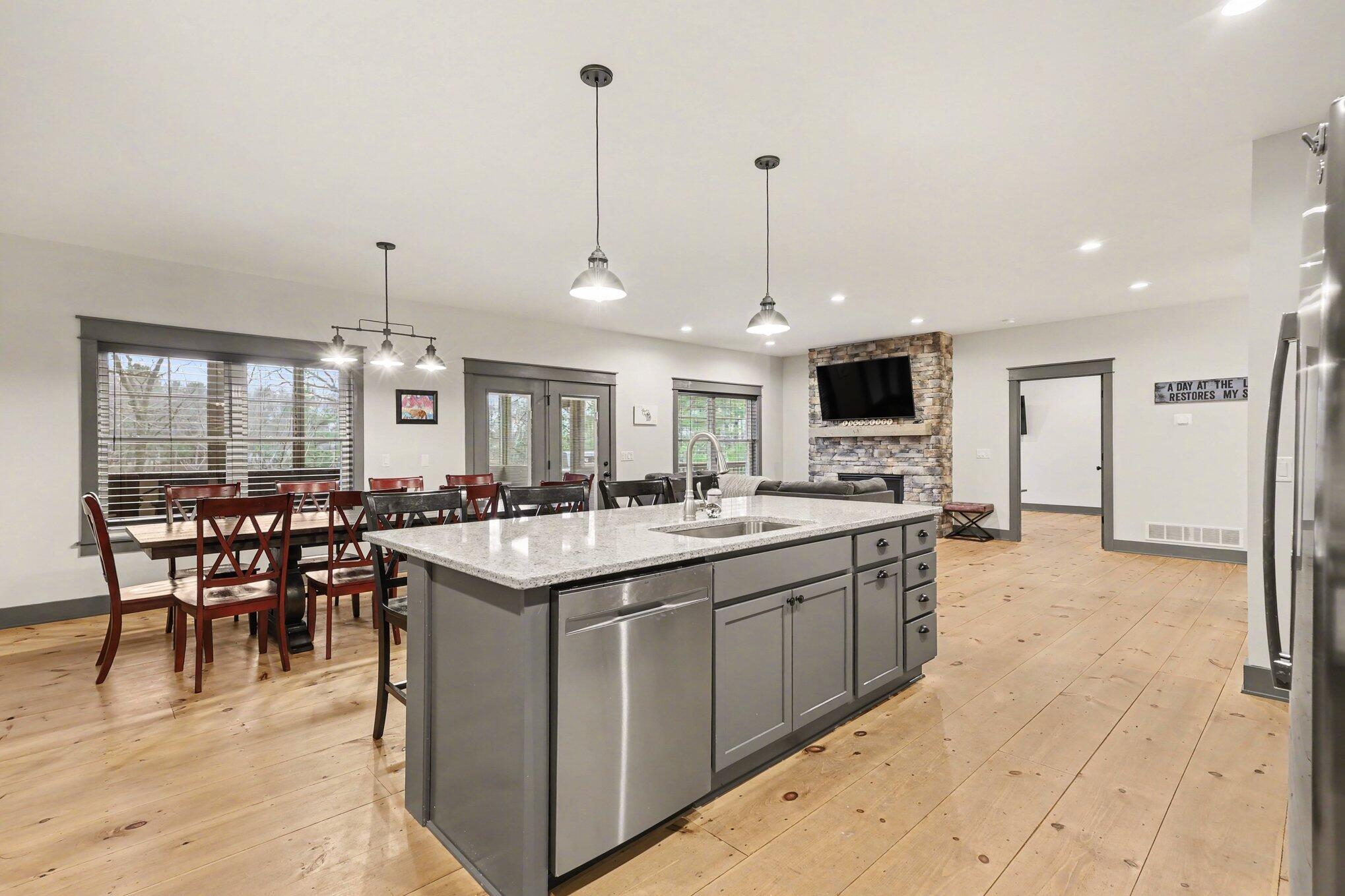 6274 Longbridge Road Pentwater, MI 49449 - Photo 5 of 48 013_file_2123