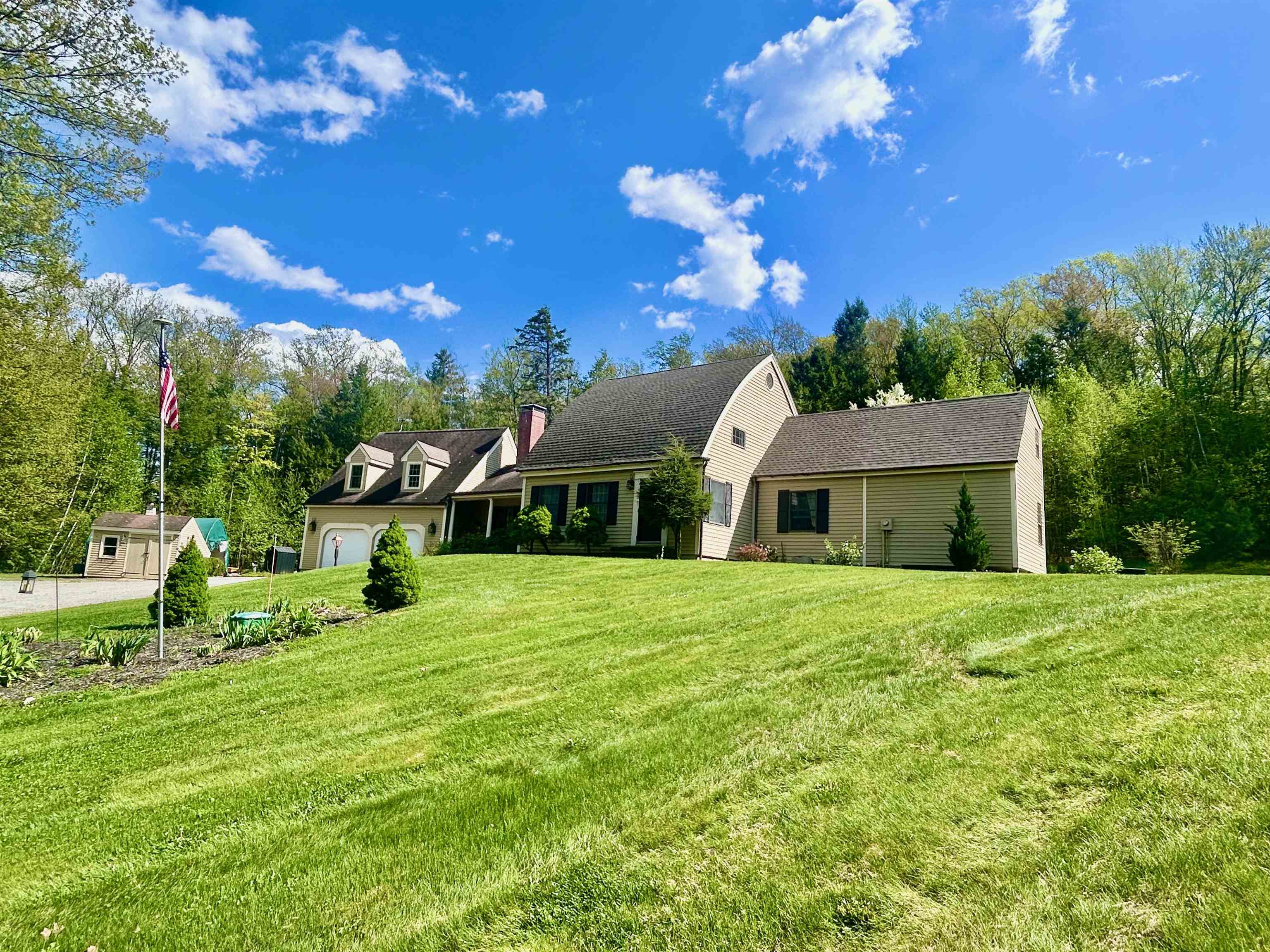 1481 Bennington Road Francestown, NH 03043 - Photo 3 of 60