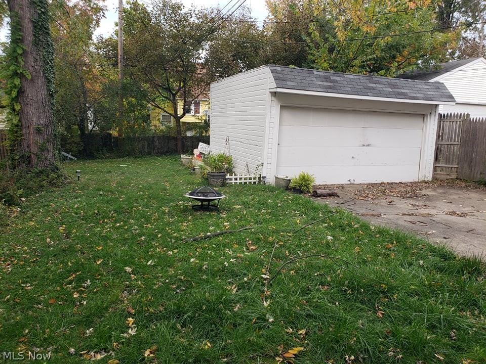 3353 Altamont Road Cleveland, OH 44118 - Photo 24 of 25 2 car garage