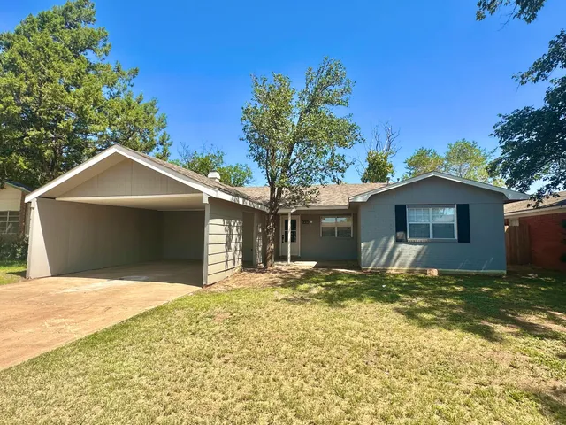 $2,835 | 5426 22nd Street, Lubbock, TX 79407