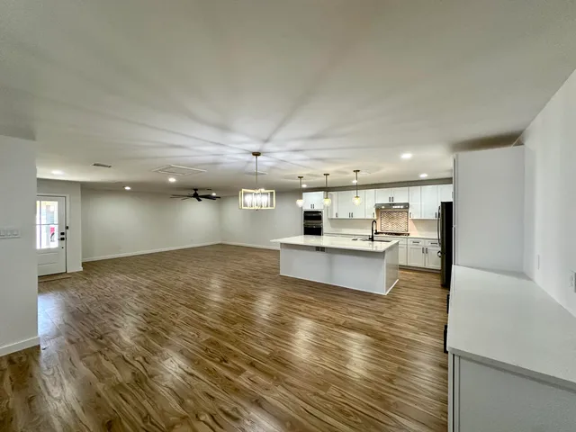 $2,835 | 5426 22nd Street, Lubbock, TX 79407