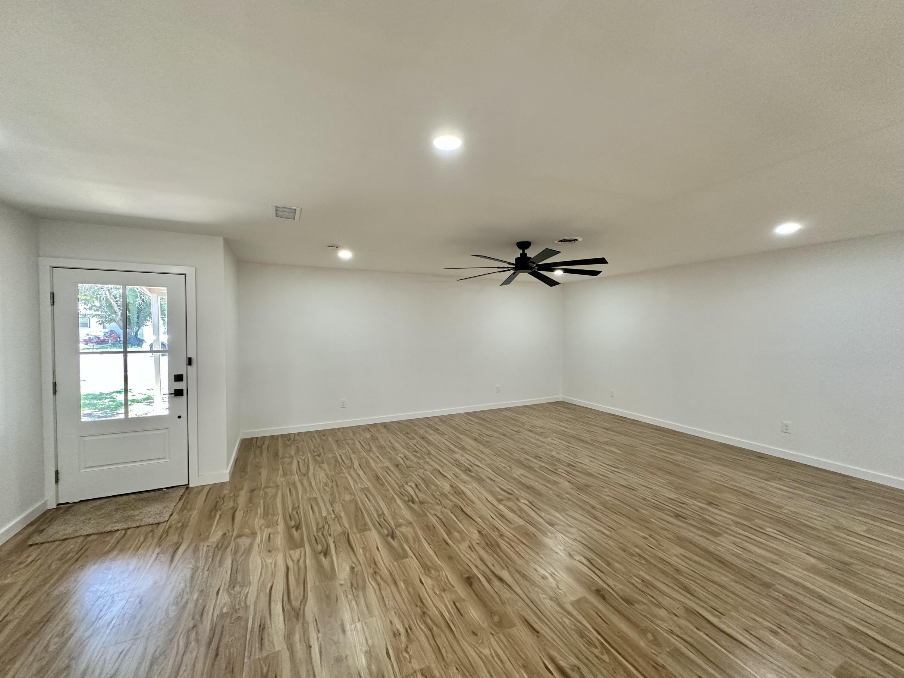 5426 22nd Street Lubbock, TX 79407 - Photo 4 of 26 Image 3