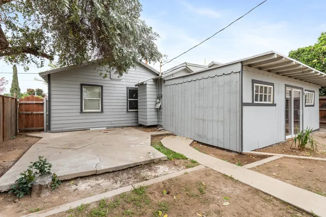 $299,900 | 4676 East Church Avenue, Fresno, CA 93725