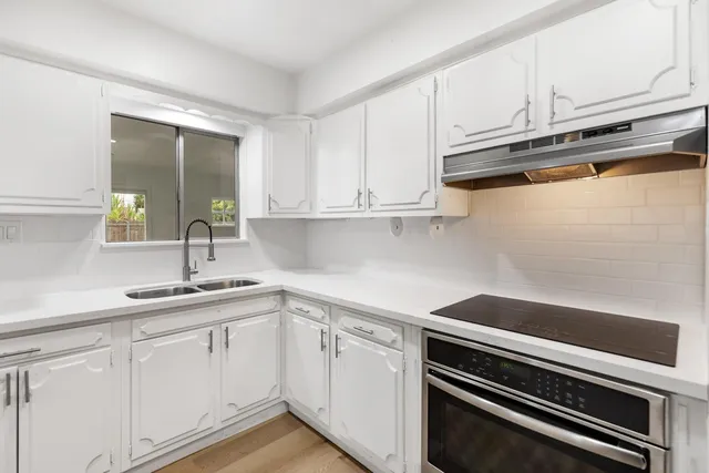 $299,900 | 4676 East Church Avenue, Fresno, CA 93725