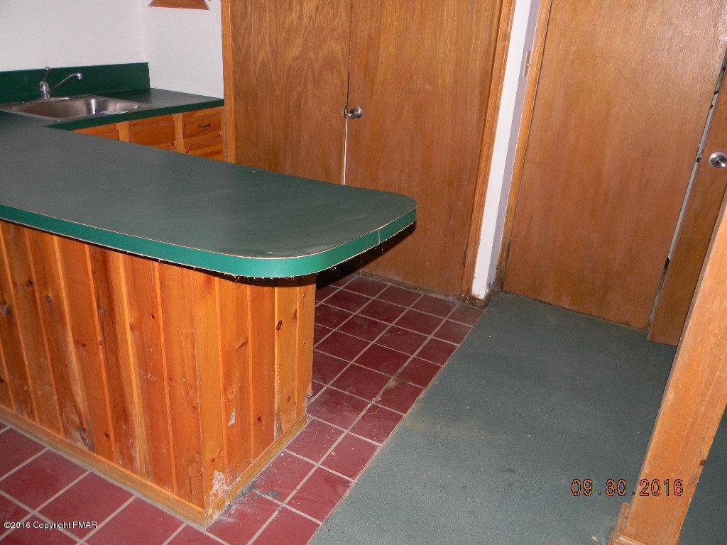6100 Decker Road Bushkill, PA 18324 - Photo 14 of 15 Finished Basement